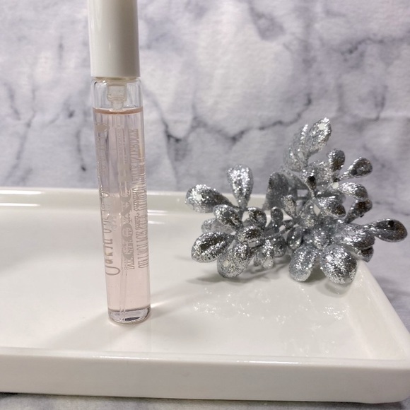 Coach Floral EDP Vaporisateur, NEW - Travel Size 0.25 oz. 7.5 ml. - Picture 3 of 10